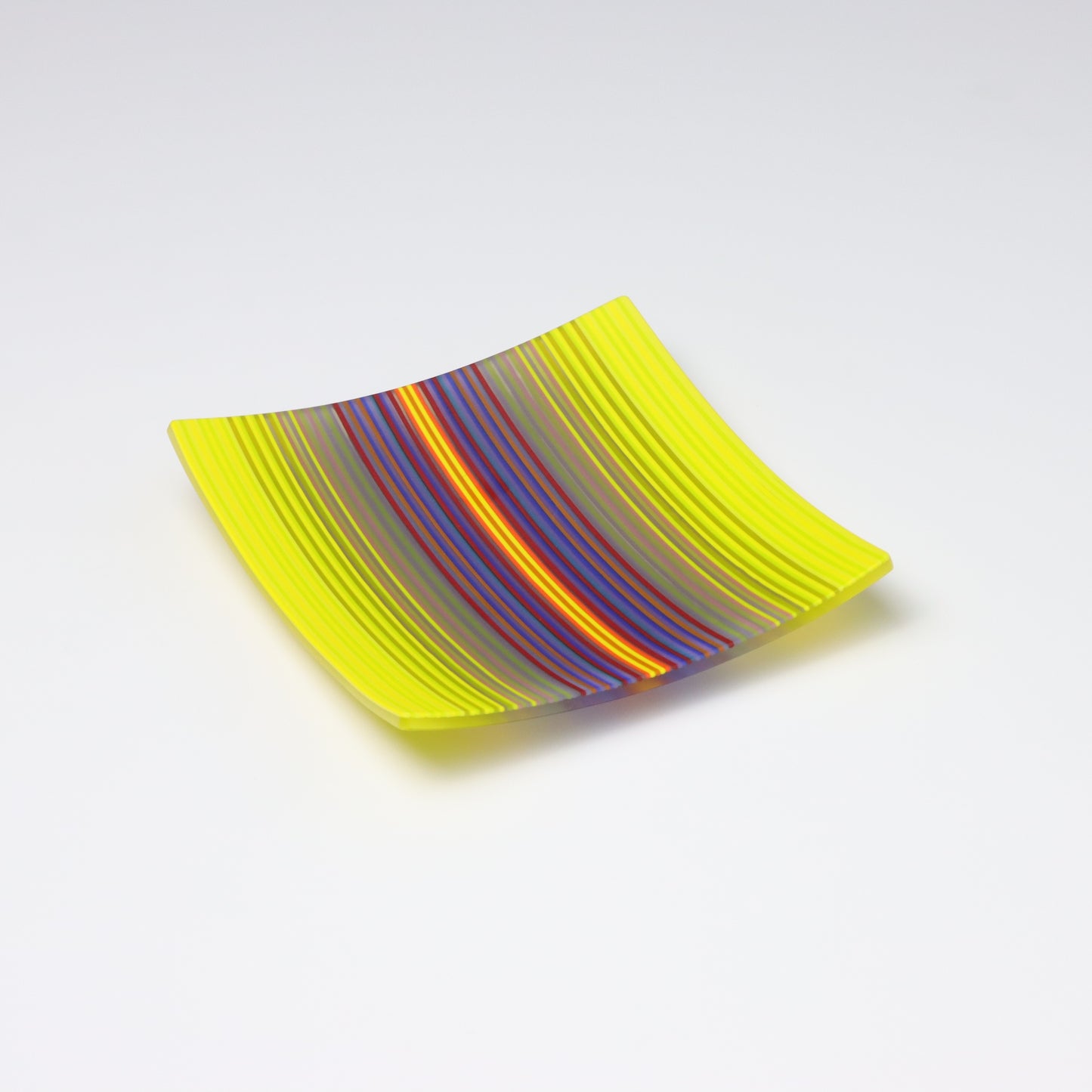 S3306 | 'Chromatic Glow'