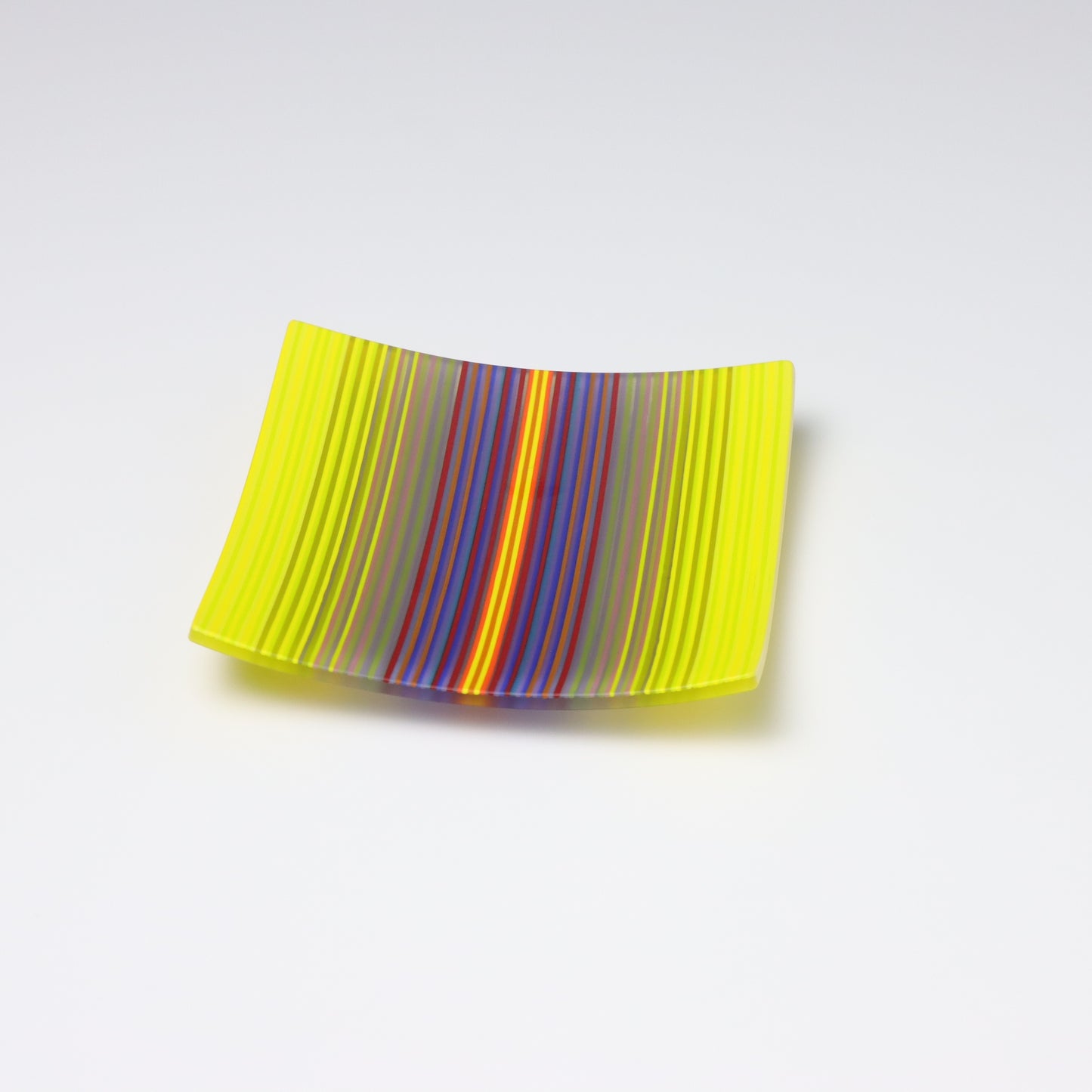 S3306 | 'Chromatic Glow'