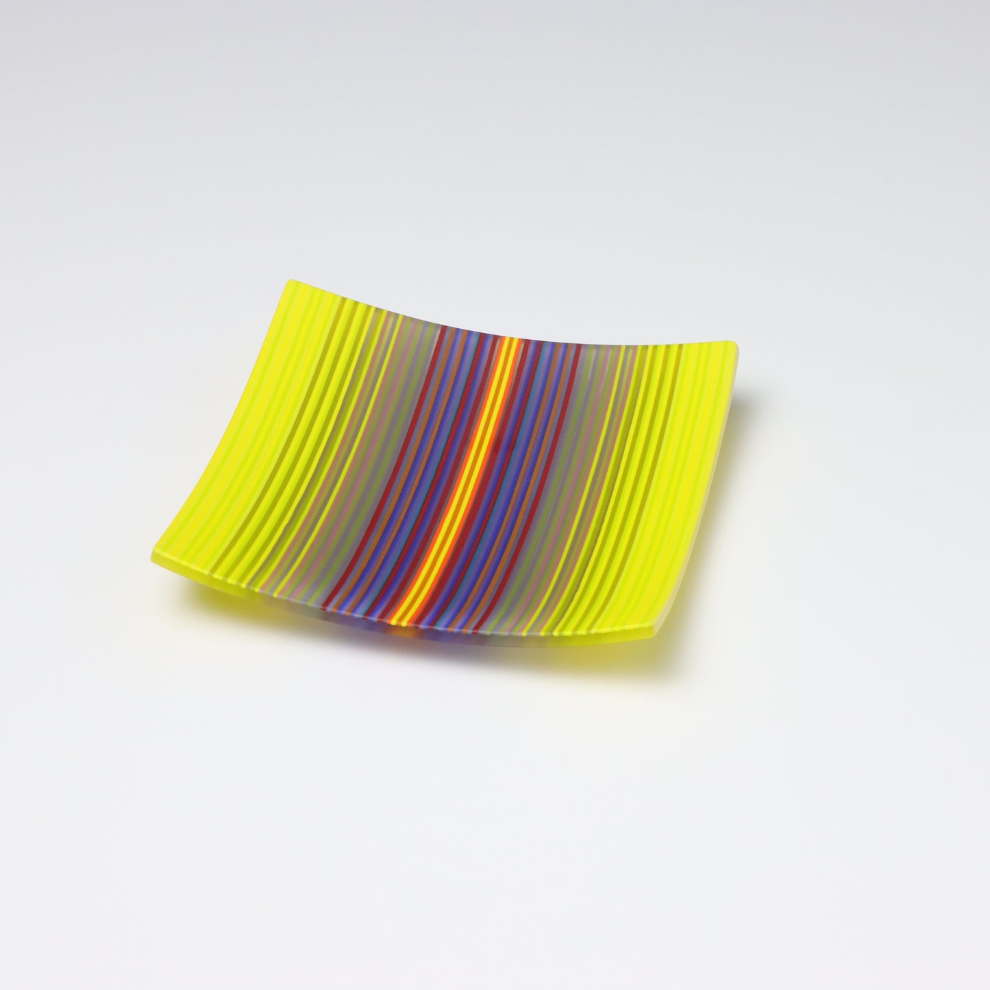 S3306 | 'Chromatic Glow'