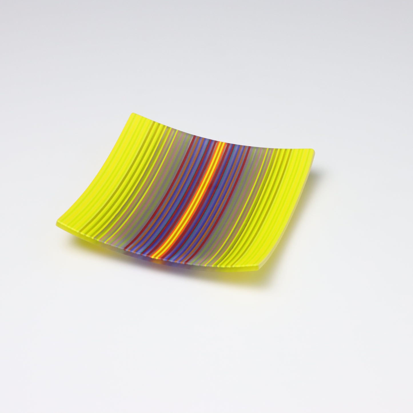 S3306 | 'Chromatic Glow'