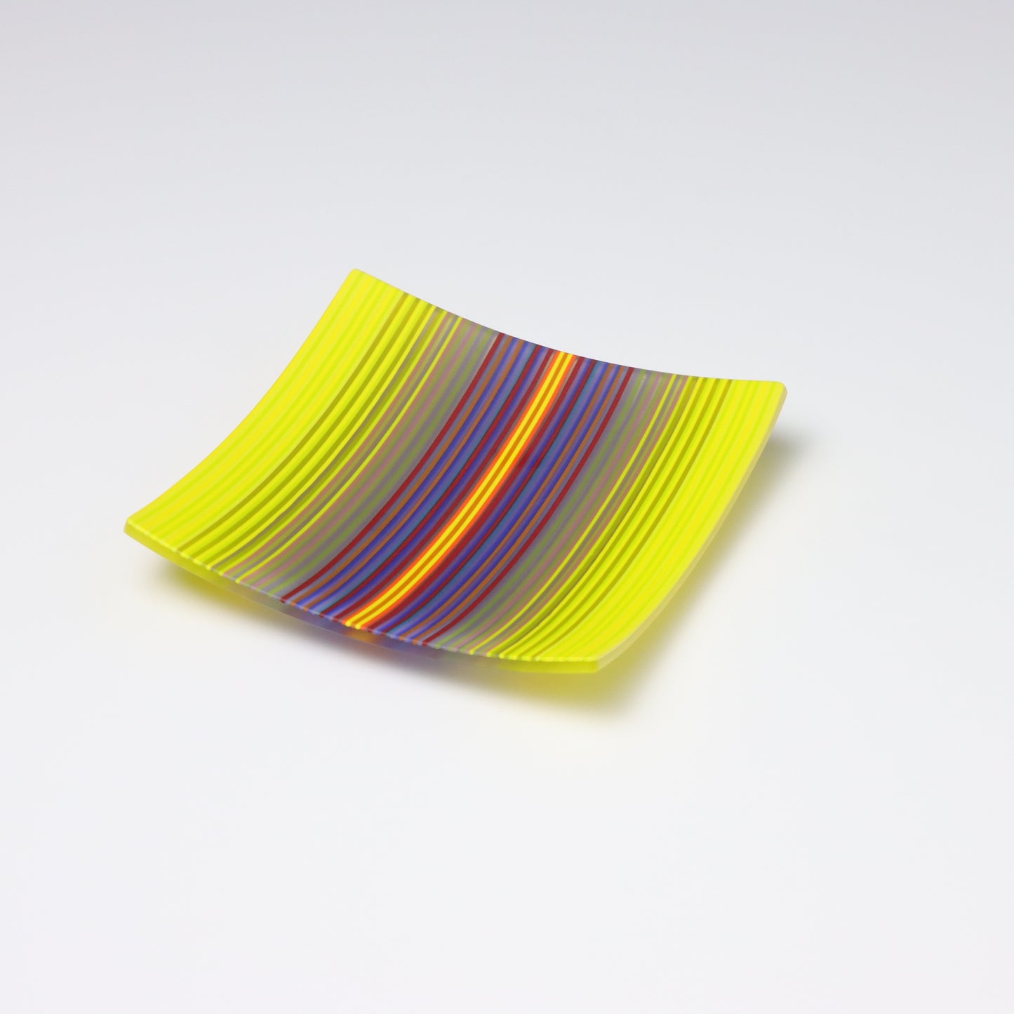 S3306 | 'Chromatic Glow'