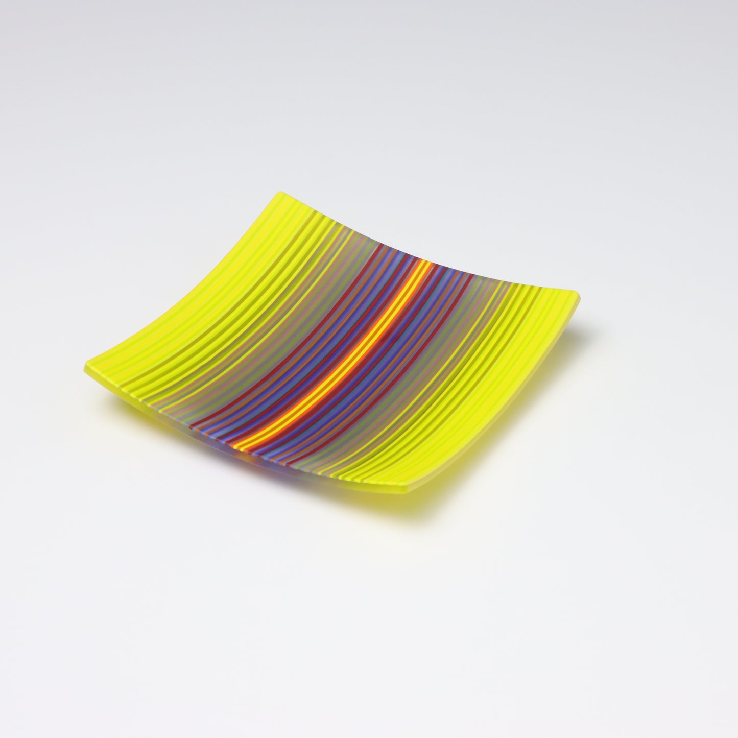 S3306 | 'Chromatic Glow'