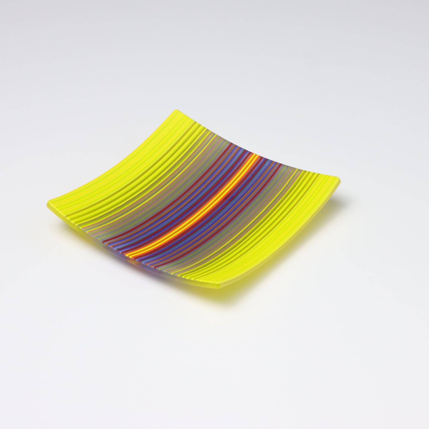 S3306 | 'Chromatic Glow'