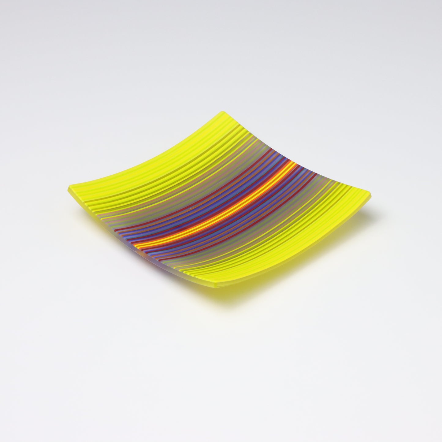 S3306 | 'Chromatic Glow'