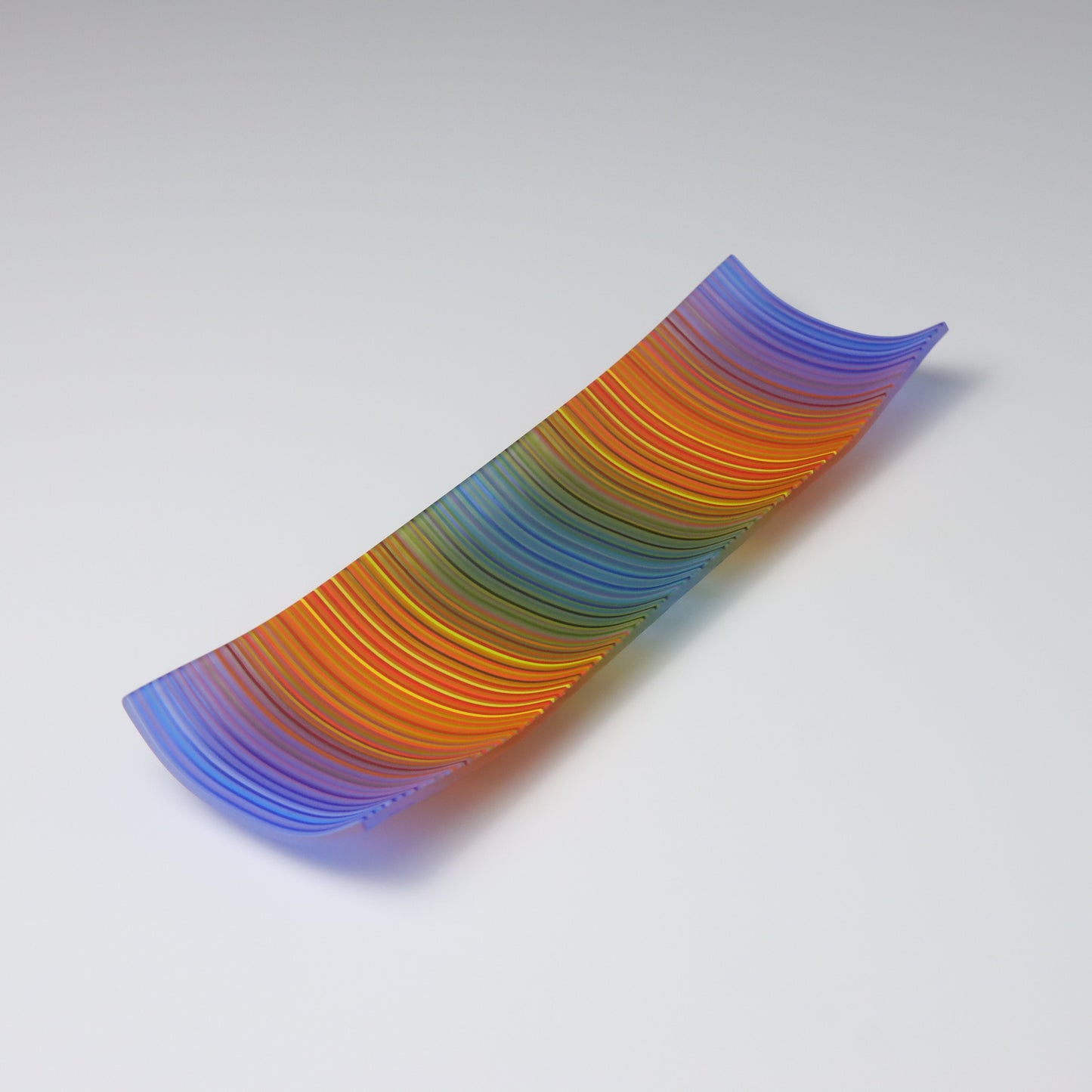 S3489 | 'Chromatic Embrace'