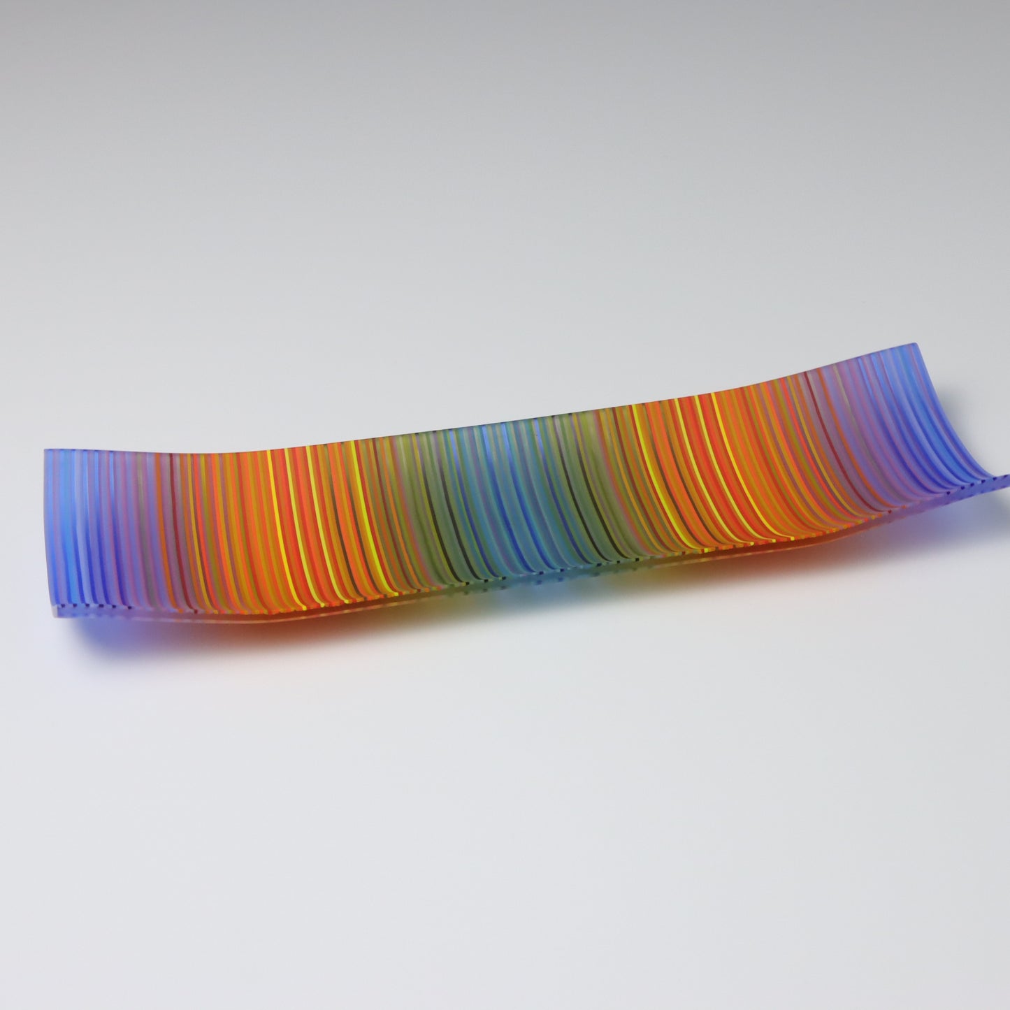 S3489 | 'Chromatic Embrace'