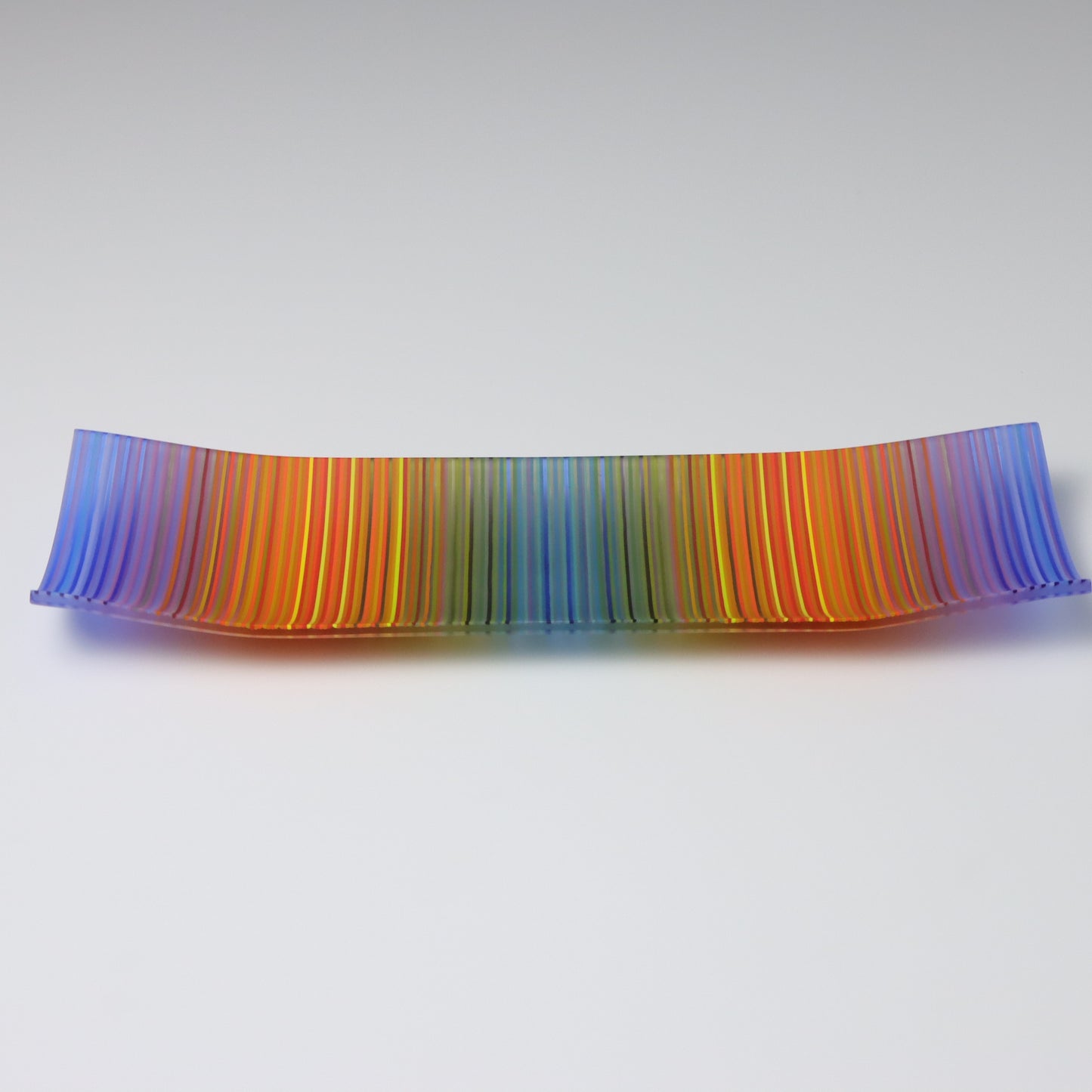 S3489 | 'Chromatic Embrace'