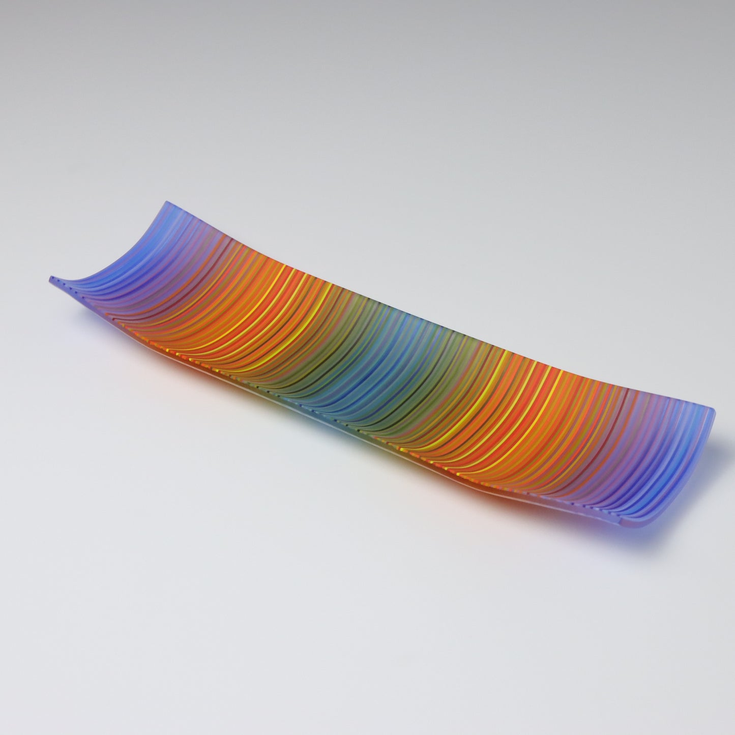 S3489 | 'Chromatic Embrace'