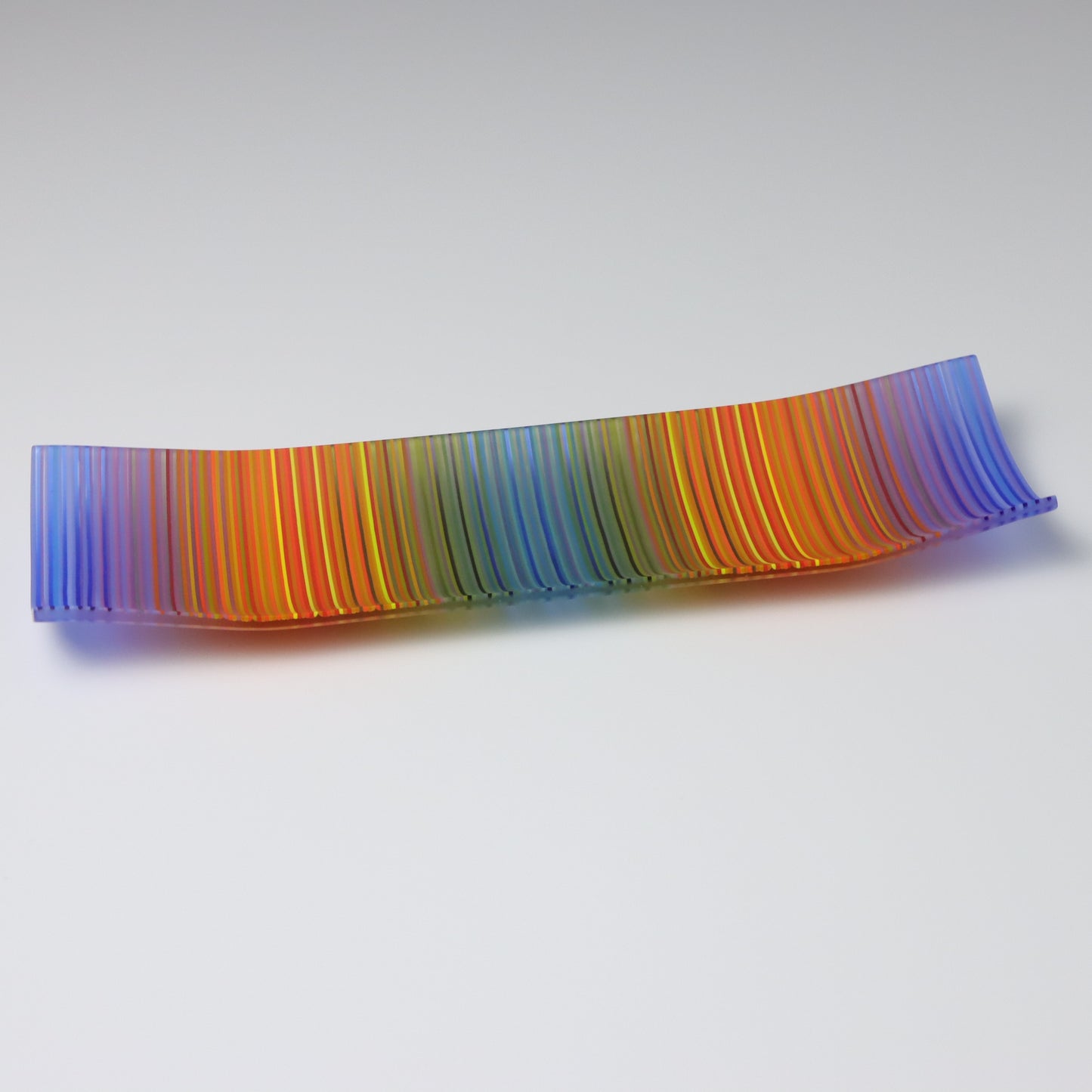 S3489 | 'Chromatic Embrace'