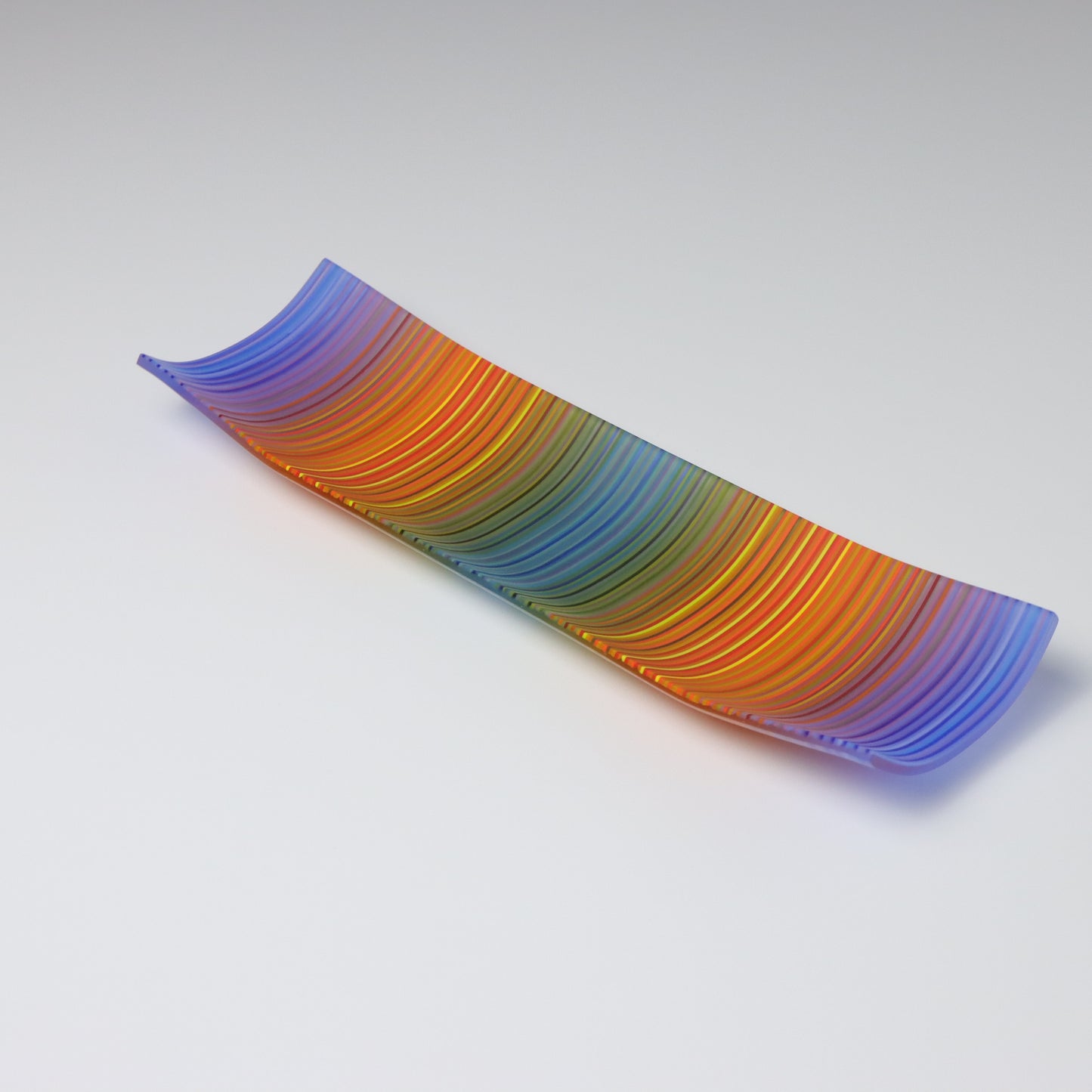 S3489 | 'Chromatic Embrace'