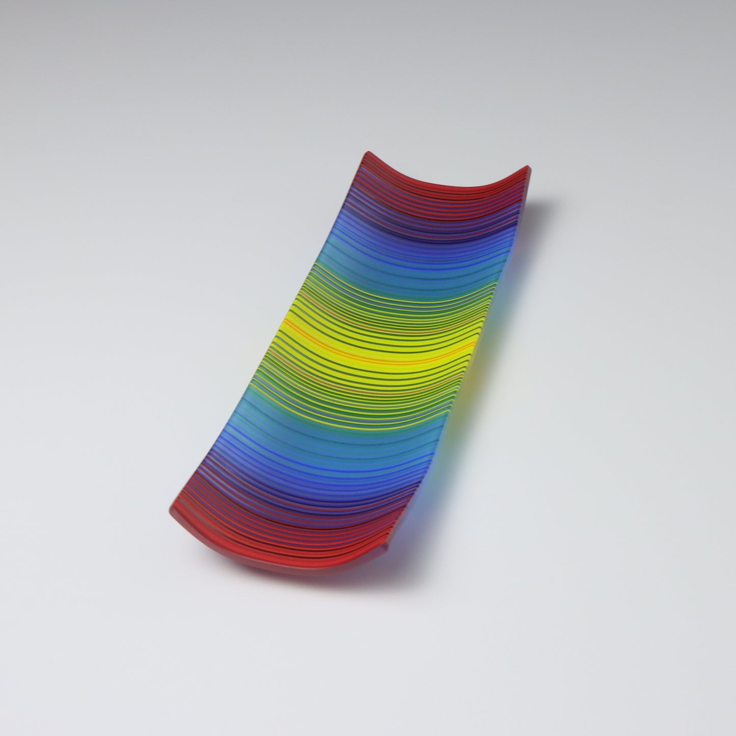 S3729 | 'Chromatic Waves'