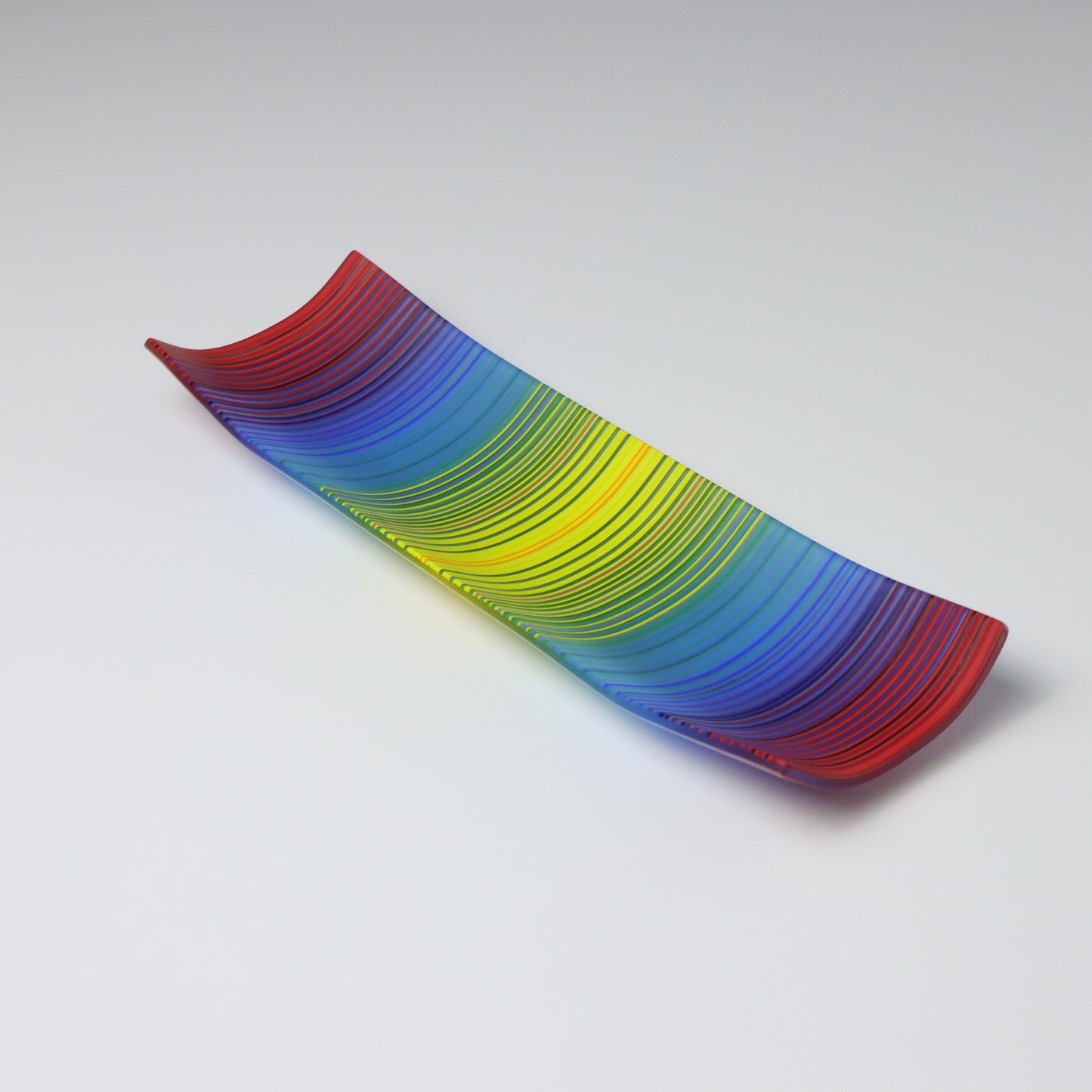 S3729 | 'Chromatic Waves'