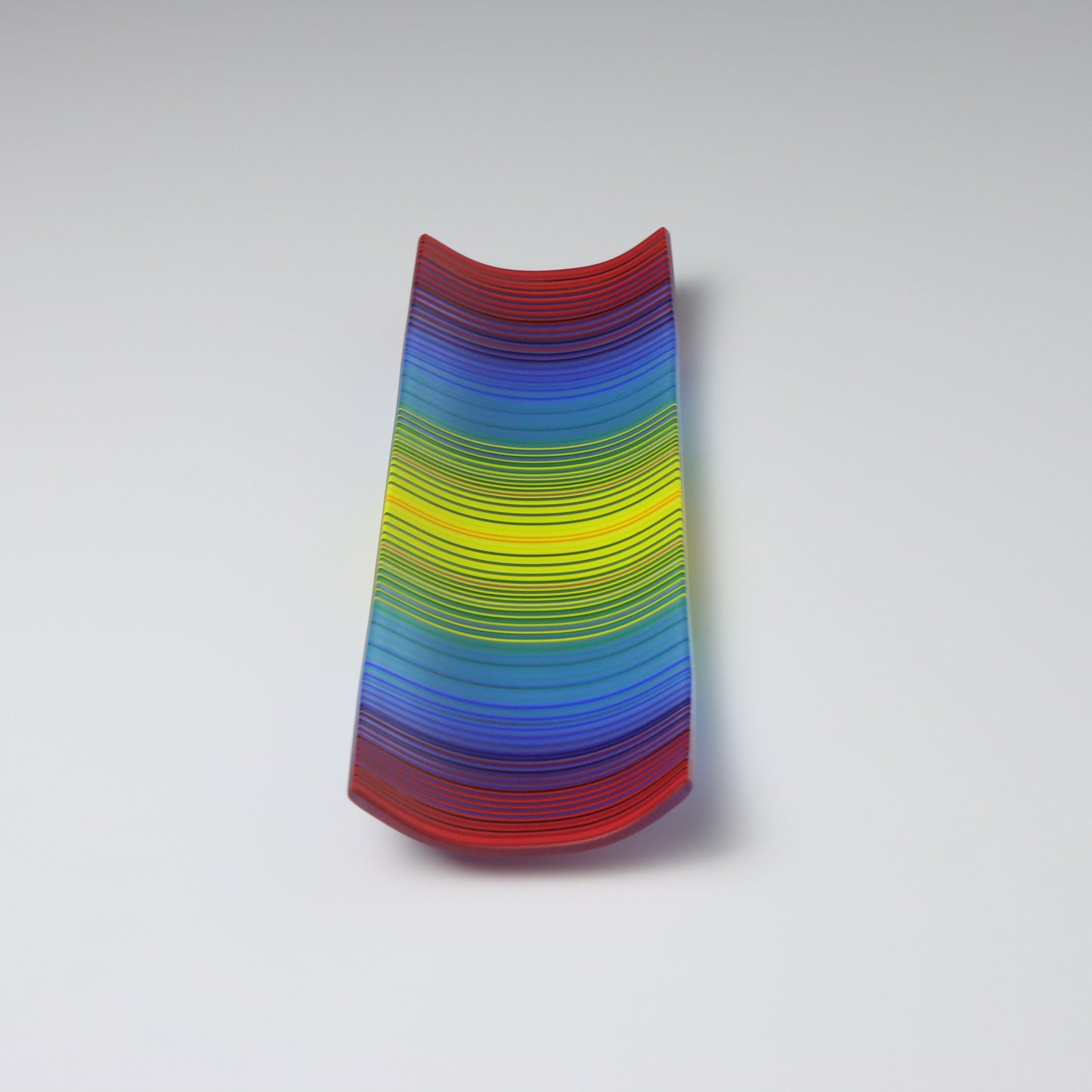 S3729 | 'Chromatic Waves'