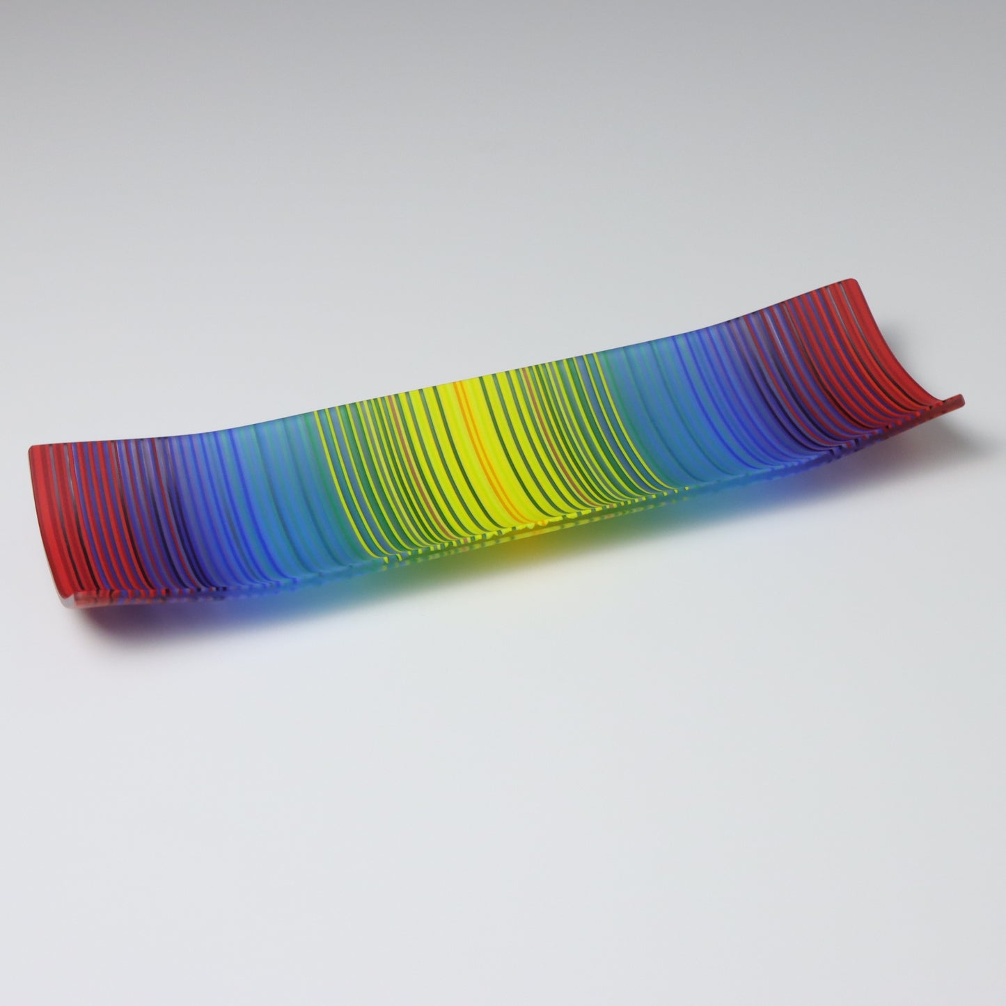 S3729 | 'Chromatic Waves'