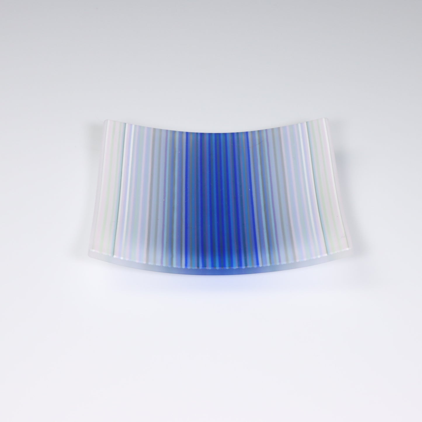 S3640 | White & Blue ColourWave Fused Glass Plate